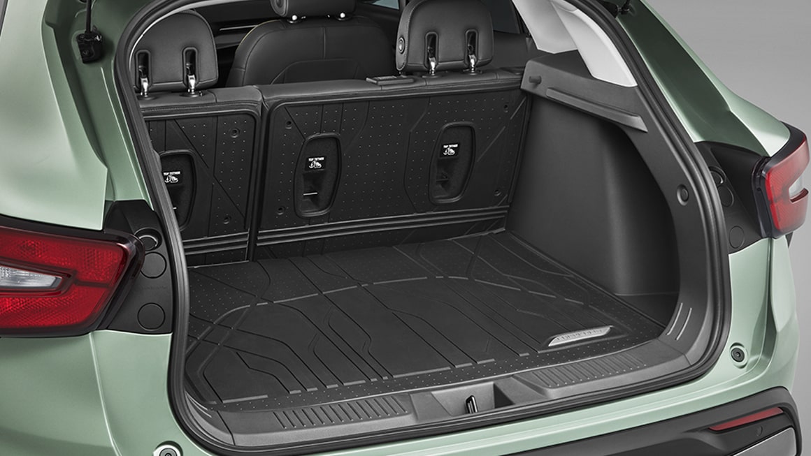 Chevy trax best sale trunk cover