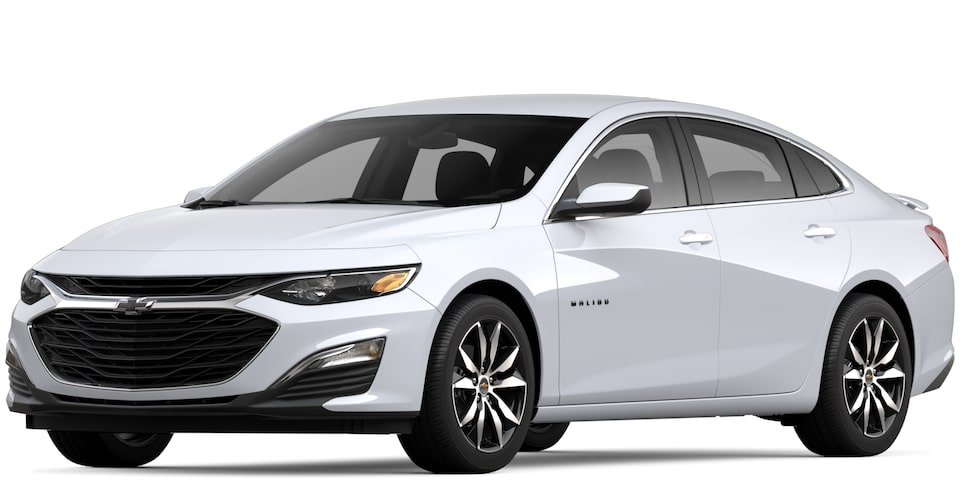 Chevrolet Malibu 2023 en blanc sommet.
