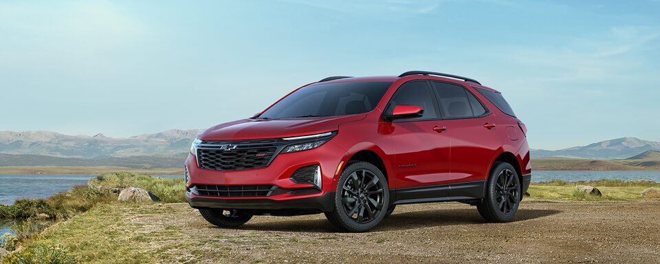 The 2023 Chevrolet Equinox parked on a cliffside.