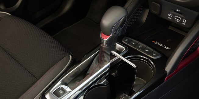 2023 Chevrolet Trailblazer Sporty Small SUV Interior Center Console Shifter.