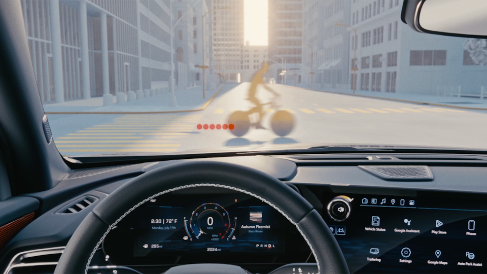 Vidéo du freinage de détection des piétons et des cyclistes à l’avant du VUS Chevrolet Traverse 2025.