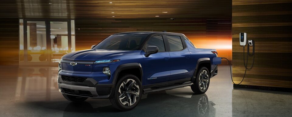 2024-chevy-silverado-ev-reservation-masthead-xs.jpg
