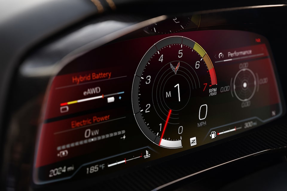 L’écran du centralisateur informatique de bord de la Chevrolet Corvette E-Ray 2024.