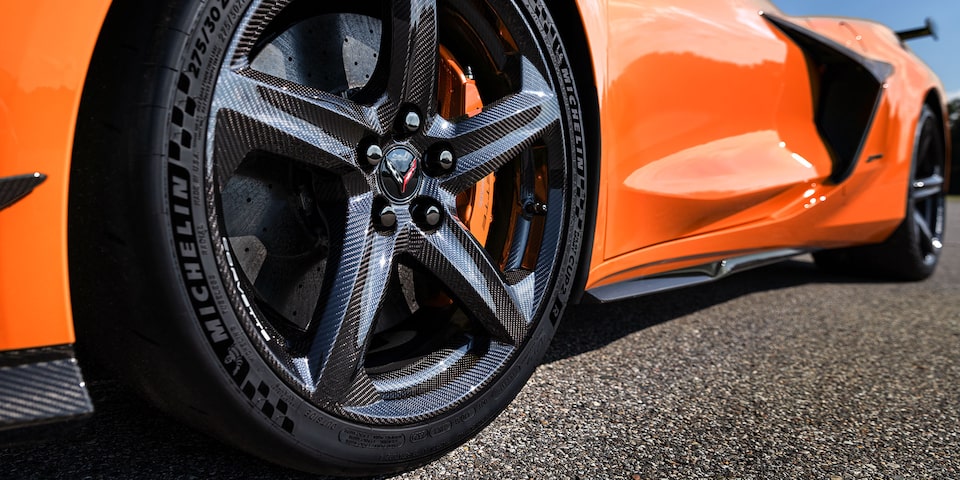 The standard 6-Piston front brakes of the 2024 Corvette Z06.