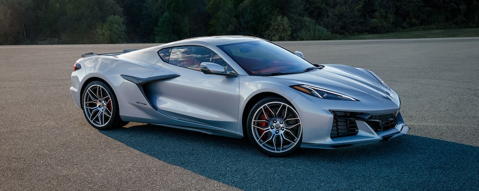2023 Chevrolet Corvette Z06 Front Side View.