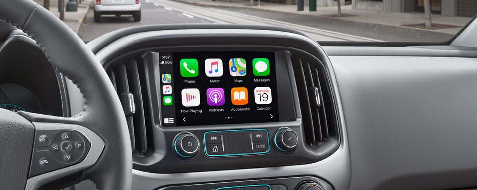 2022 Chevrolet Colorado Mid-Size Truck Apple CarPlay.