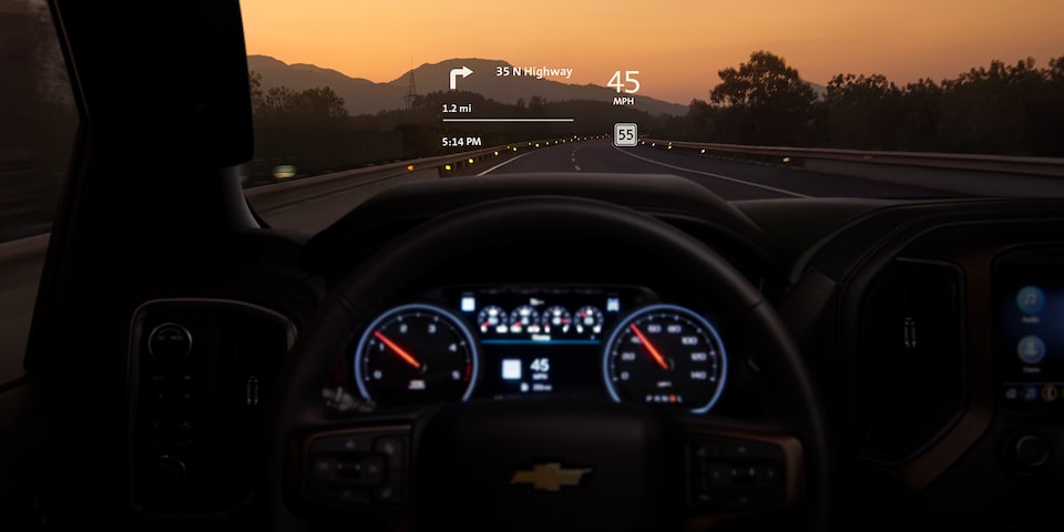 Dispositif de visualisation tête haute du Chevrolet Silverado HD 2023.