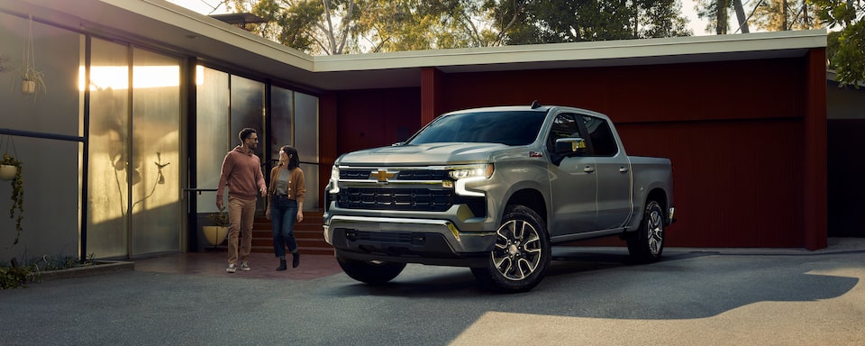 Exterior front and driver-side view of the 2023 Chevrolet Silverado 1500.