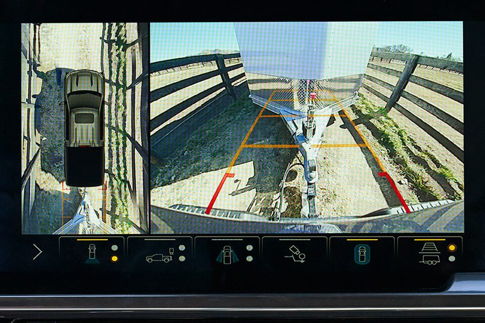 2023 Chevrolet Silverado 1500 Camera: HD Surround View.