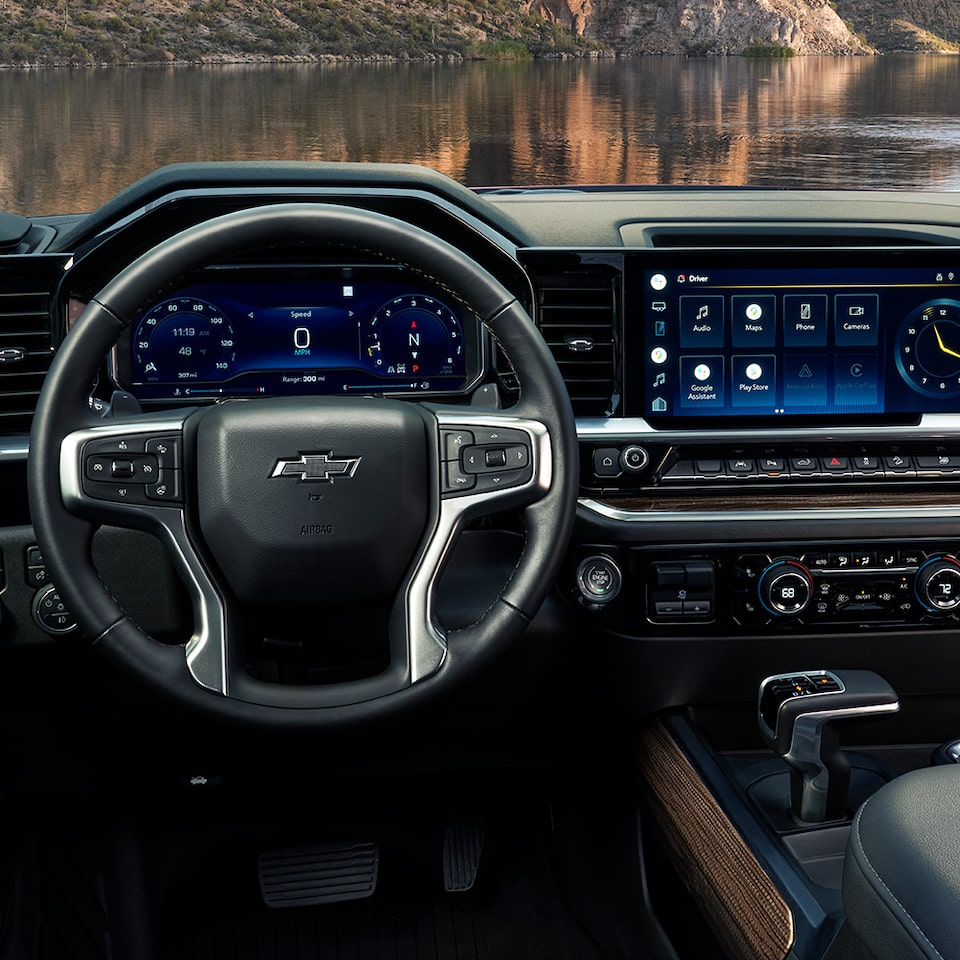 2024 Silverado Infotainment System Jemie Lorenza