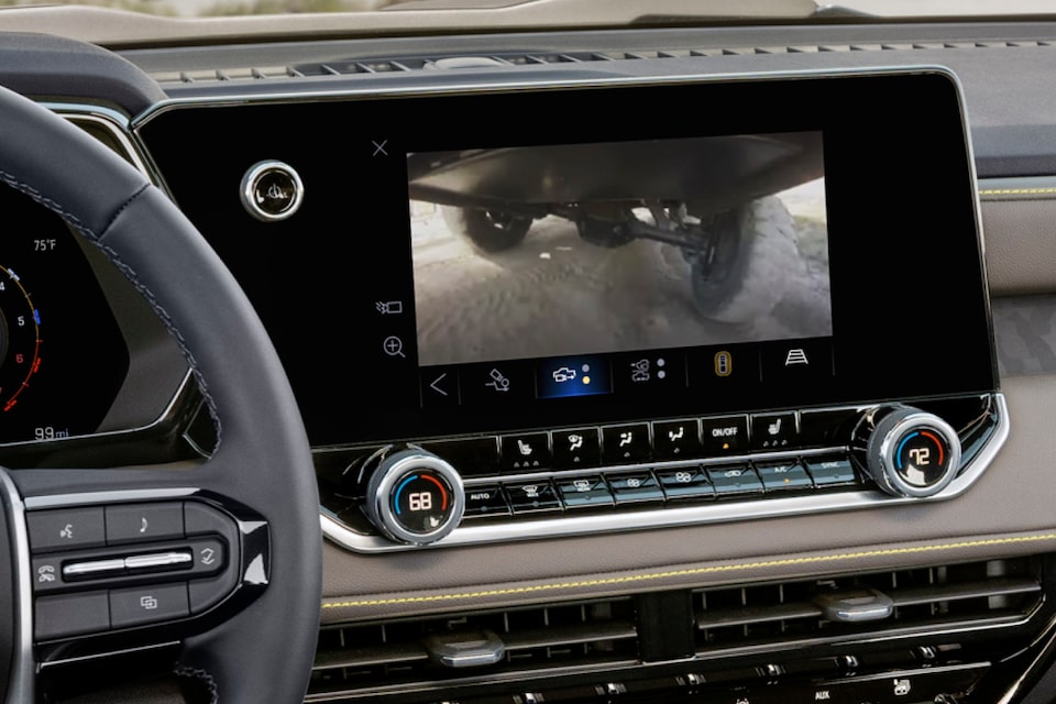 Infotainment screen of the Chevrolet Colorado ZR2.