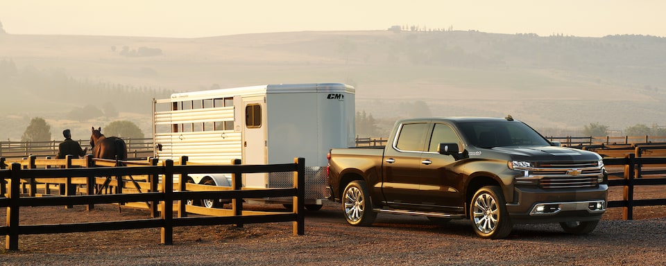 Silverado LD Commercial 2021: remorquage et transport