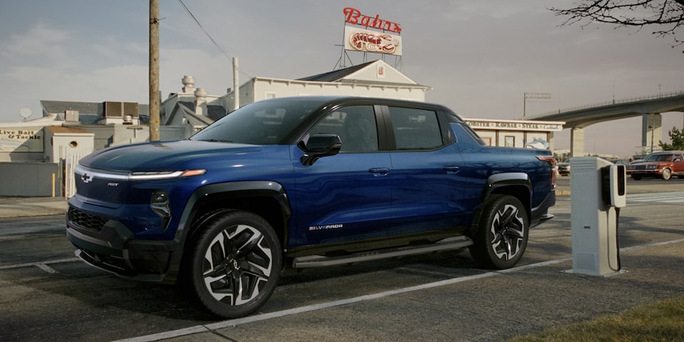 Chevrolet Silverado EV Iconic Opening.