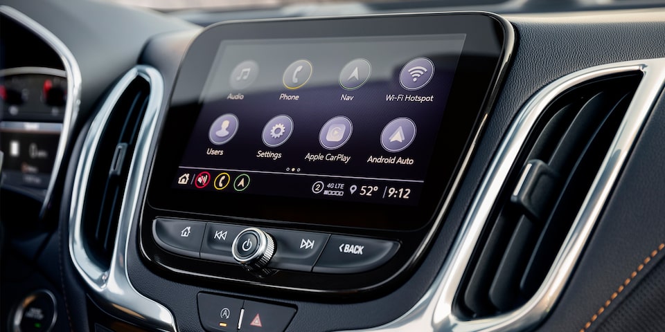 2022 Chevy Equinox Small SUV: Infotainment System Closeup