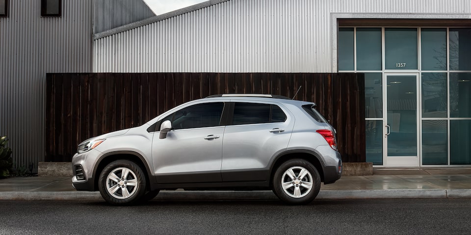 2022 Chevrolet Trax compact SUV front side exterior view.