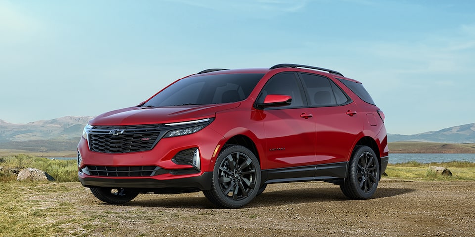 2023 Chevrolet Equinox Small SUV Front Side Exterior View