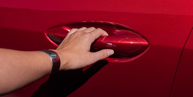Door handle of the 2024 Trax.
