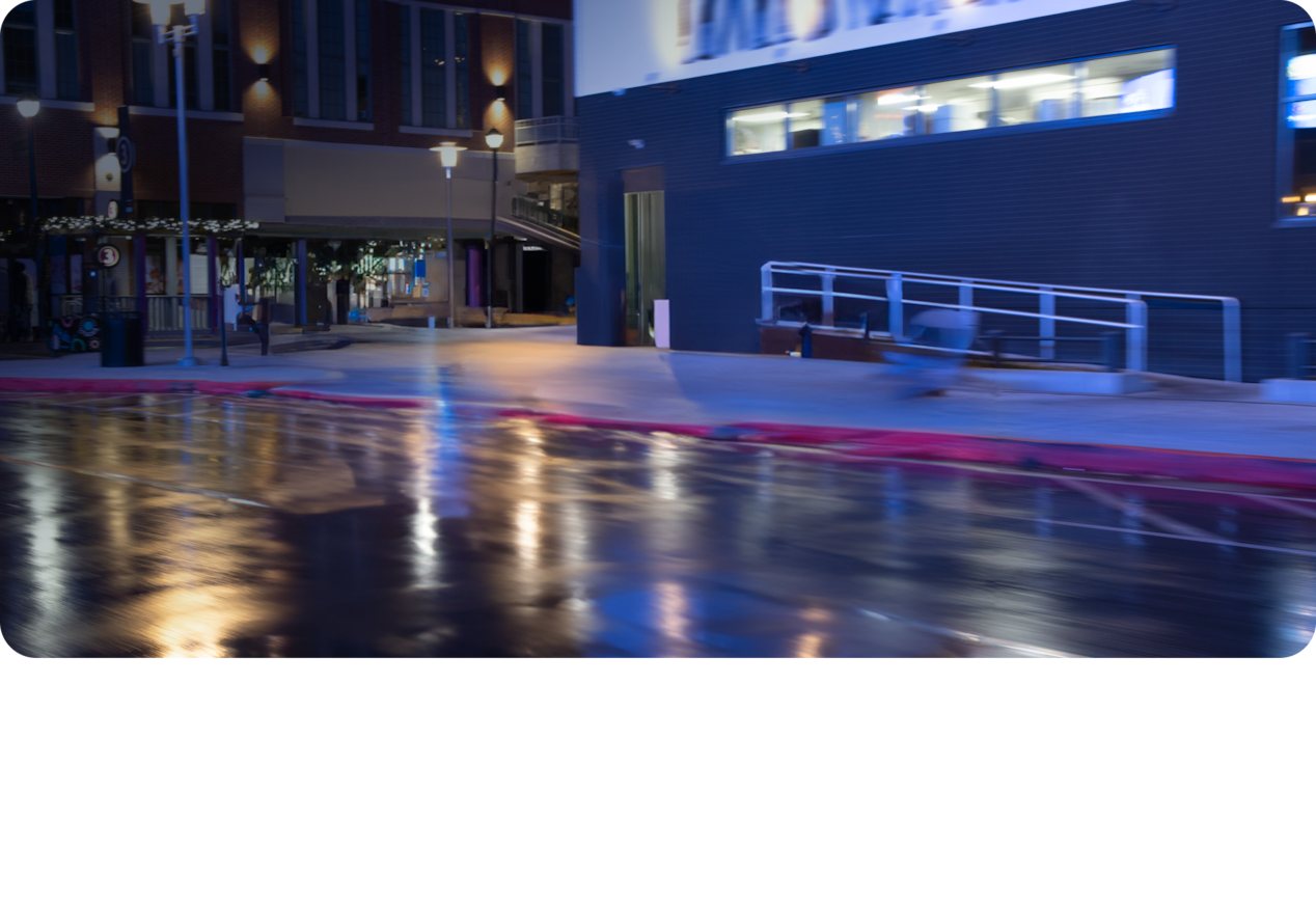 Un arrière-plan montrant une rue pour le Chevrolet Blazer LT 2026.