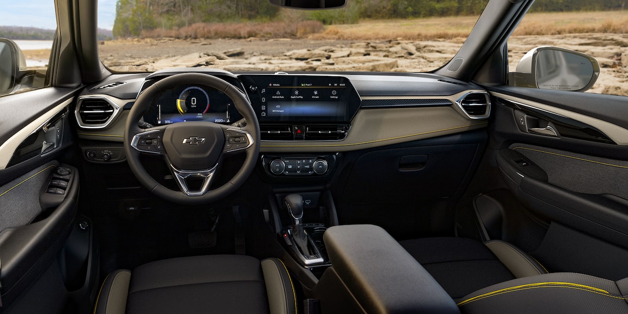 Spacious front interiors of the 2026 Chevrolet Trailblazer ACTIV trim.
