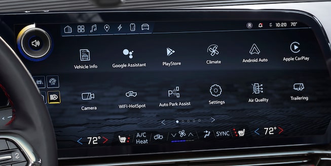 Vue de l’habitacle du Chevrolet Silverado EV RST.