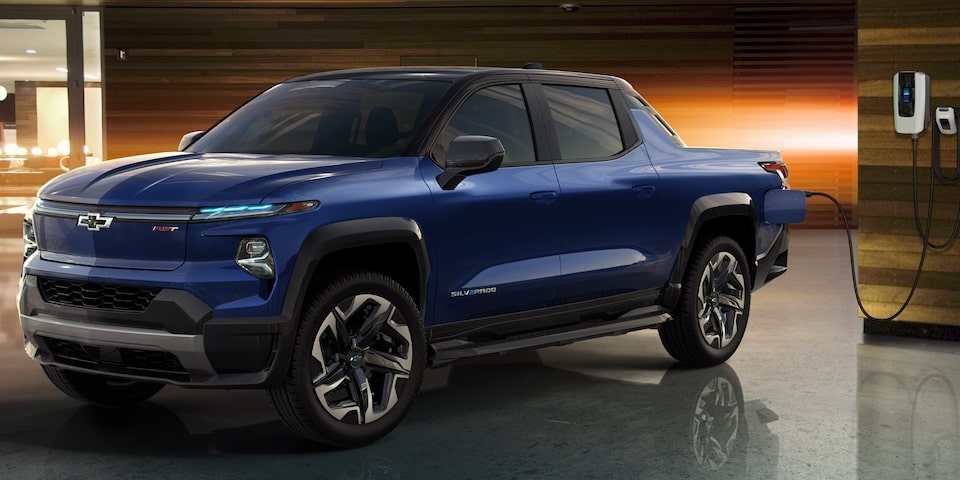 Silverado EV: exterior side and front view.