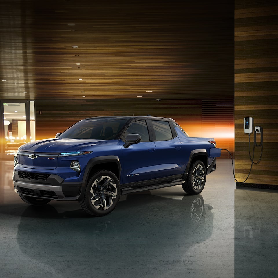 Vue profil avant du Silverado EV.