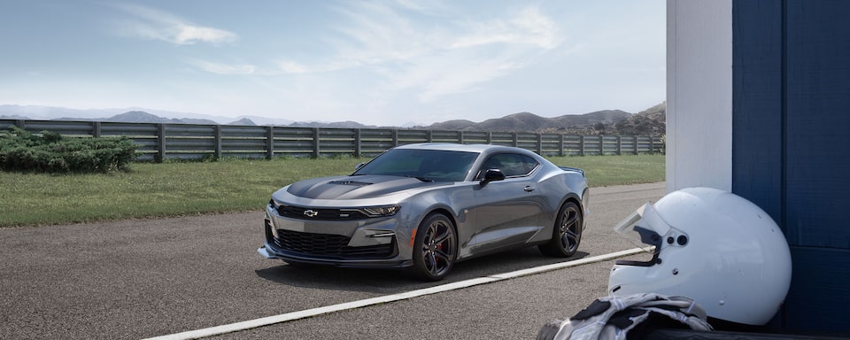 Profil latéral de la Chevrolet Camaro 2022.