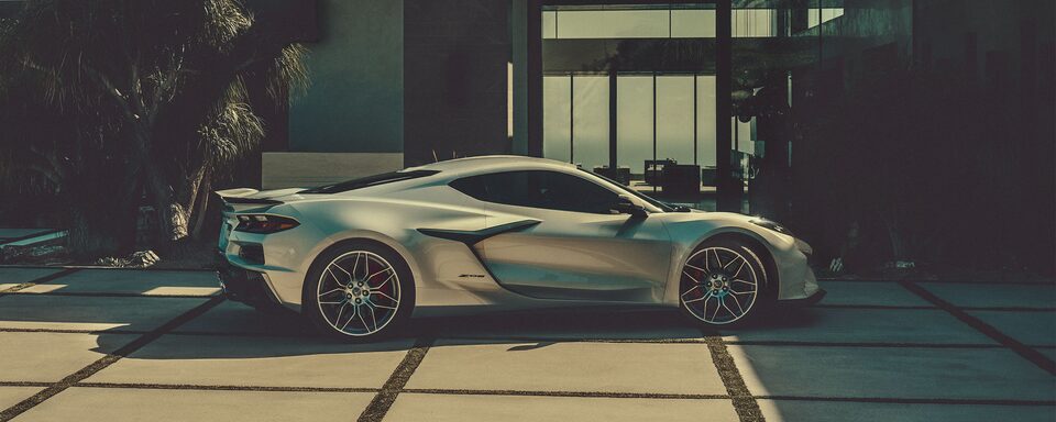 Right profile view of the 2023 Corvette Z06.