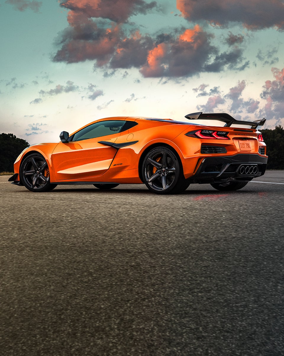 Left profile view of the 2023 Corvette Z07 package.