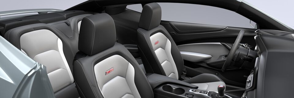 Chevrolet Camaro 2024 en Blanc céramique.