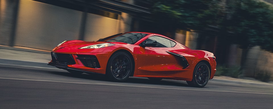  Chevrolet Corvette Stingray 2025, profil latéral, conduite