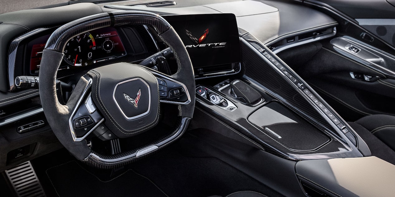 Le cockpit de la Chevrolet Corvette Z06 2025 vu par le conducteur.