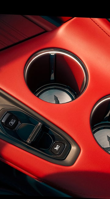 Caractéristiques intérieures de la Chevrolet Corvette Stingray 2027.