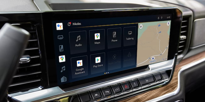 The New 2022 Silverado 1500 infotainment system.
