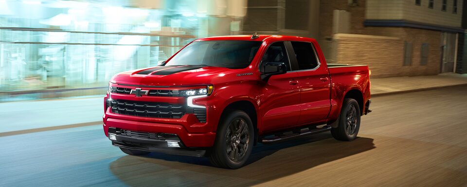 Front profile shot of the 2022 Chevrolet Silverado RST Rally Edition.