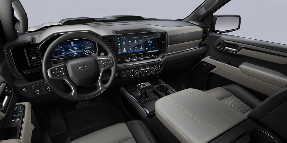 2023 SILVERADO IN JET BLACK/GRAYSTONE 1.