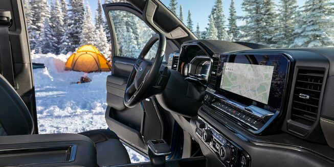 Front interior of the 2023 Chevrolet Silverado ZR2.