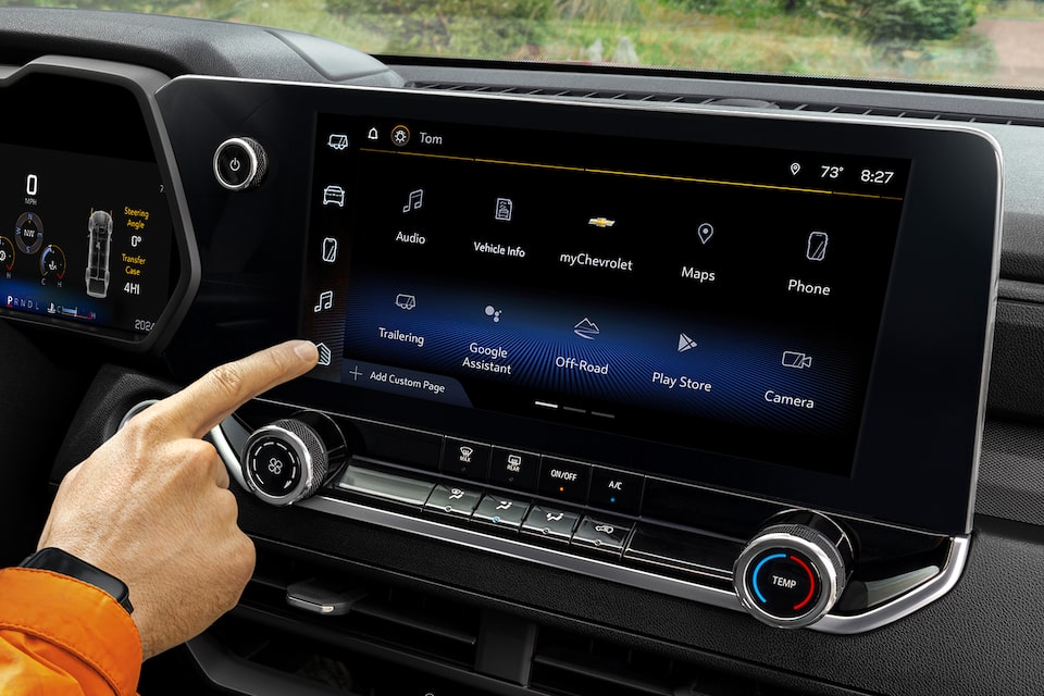 2024 Chevrolet Colorado 11-inch diagonal Driver Information Centre.