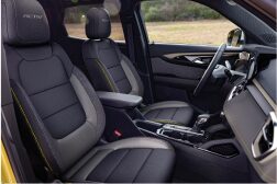 Sièges avant du Chevrolet Trailblazer 2024.
