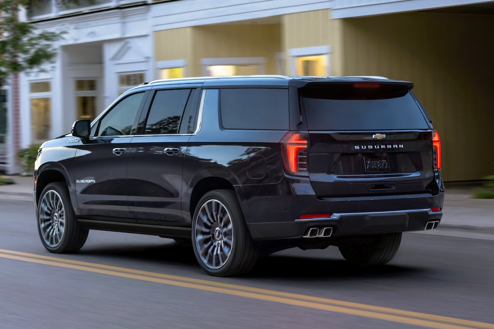 The New 2025 Chevrolet Suburban Large SUV Chevrolet Canada