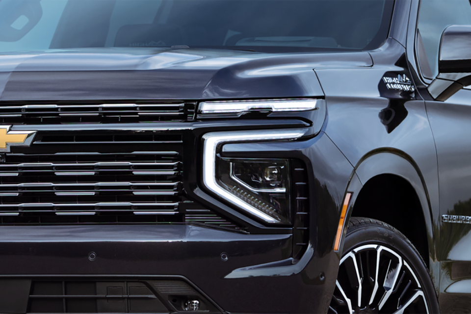 The New 2025 Chevrolet Suburban Large SUV Chevrolet Canada