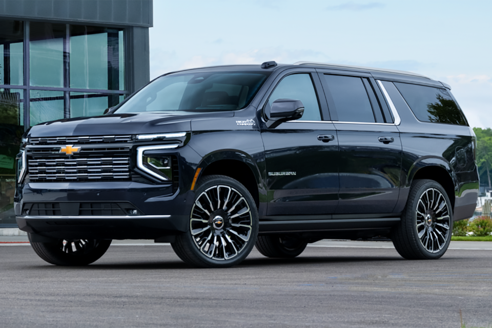 The New 2025 Chevrolet Suburban Large SUV Chevrolet Canada