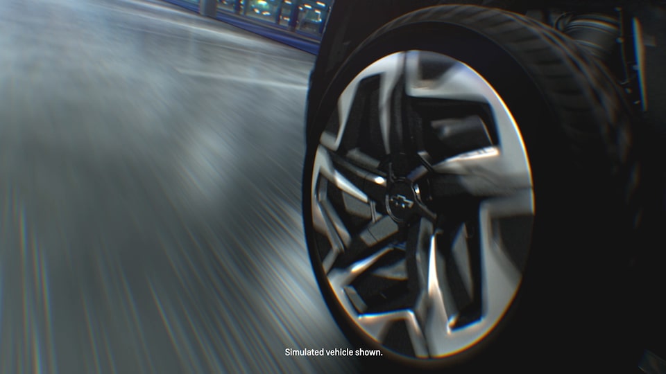 All-Electric Silverado EV video about the Four-Wheel Steer chassis feature.