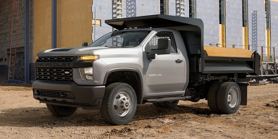 2020 Chevrolet Silverado 3500 HD Chassis Cab | Chevrolet Canada