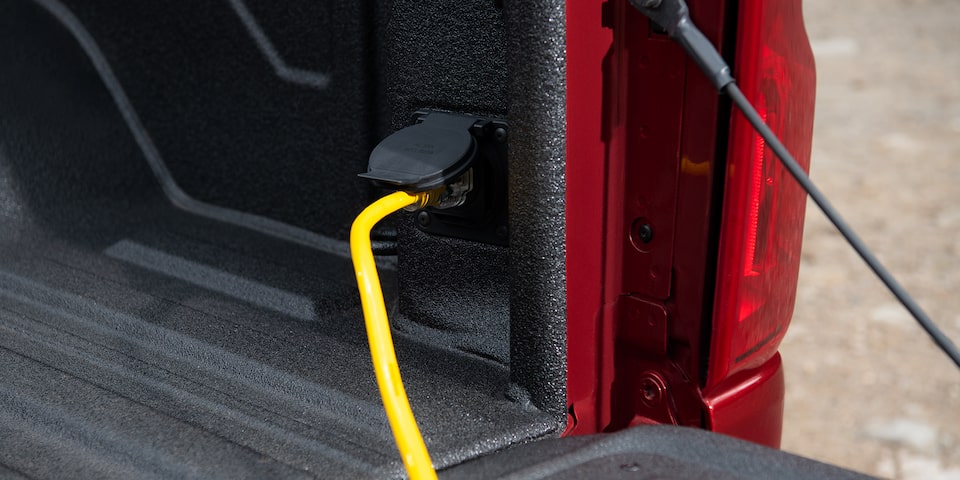 Camion de travail commercial 2021 Silverado HD : Prise de courant.