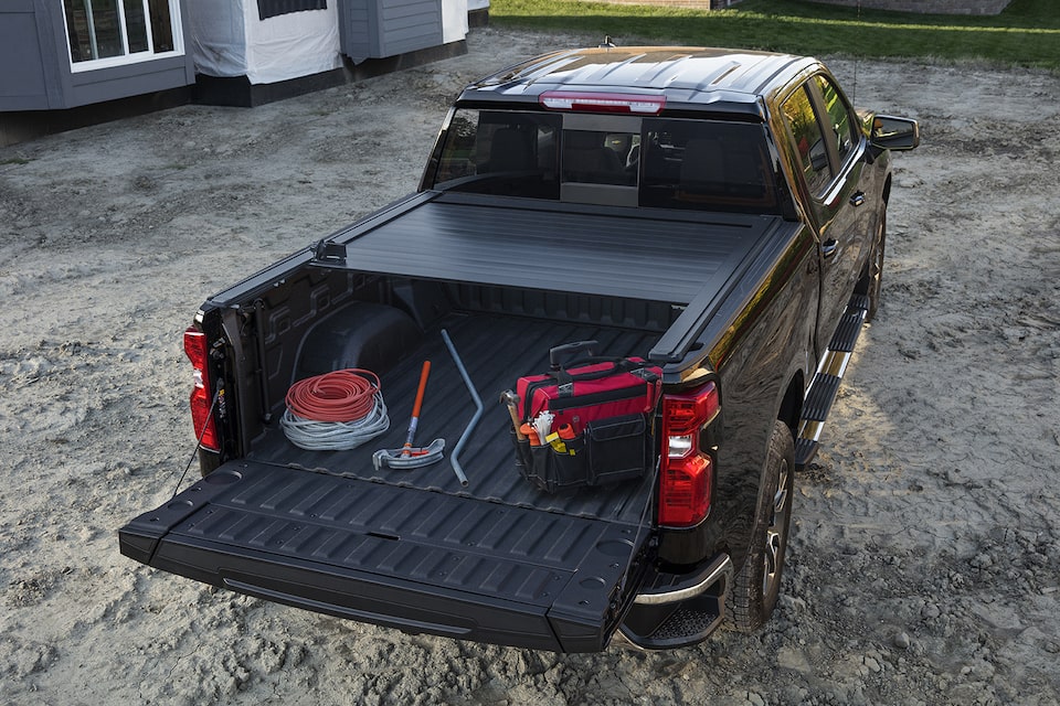 Vue arrière de la caisse Durabed du Silverado Commercial 2022.