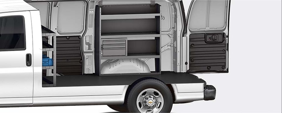 Configuration entrepreneur général de l’espace utilitaire de la fourgonnette utilitaire Chevrolet Express 2023.