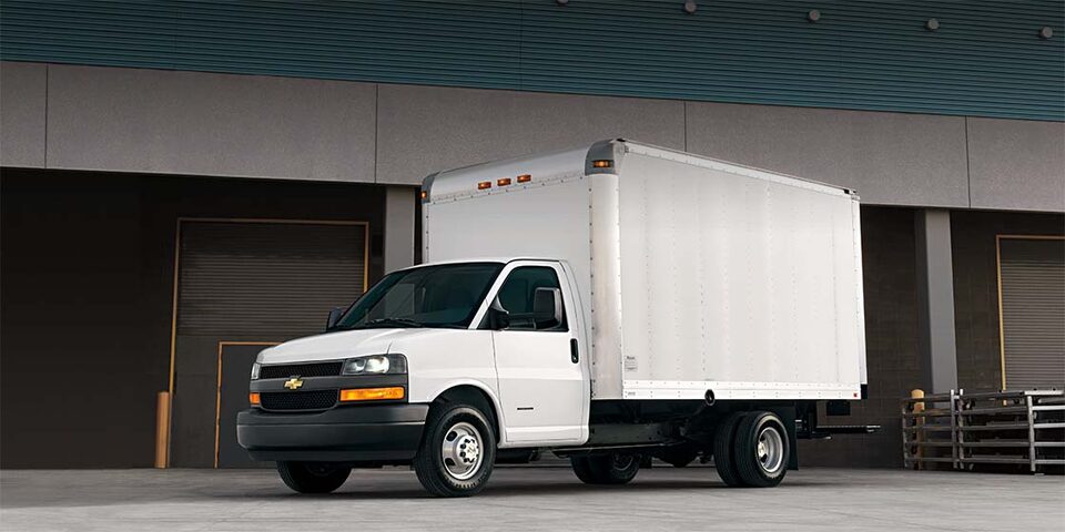 Fourgonnette tronquée Chevrolet Express 2023 : trouvez votre aménagement sur mesure.
