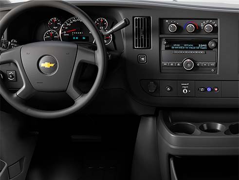 Technologie de la fourgonnette Chevrolet Express 2023.
