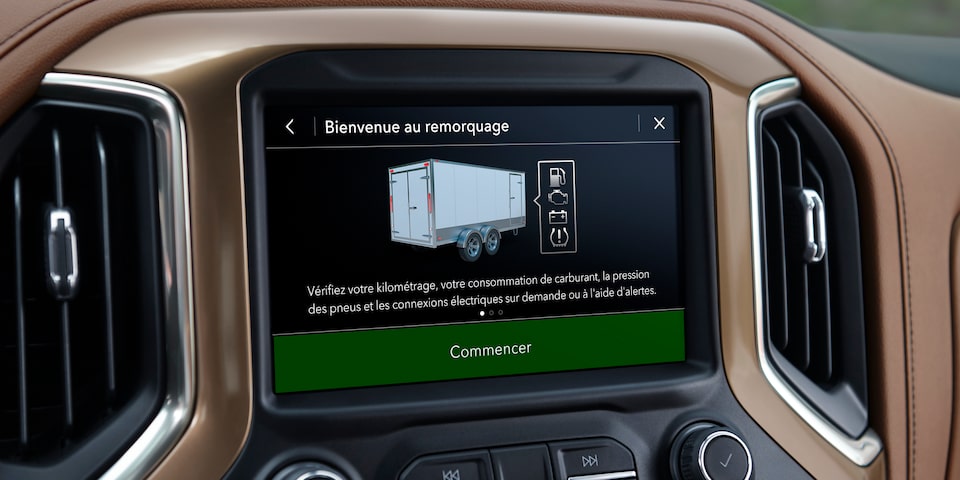 Silverado 2019 avec connectivité à la commande de remorquage.